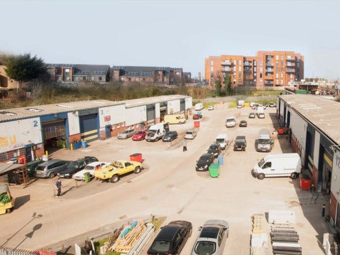 Unit 5a Northend Trading Estate, Northend Road, Erith, DA8 3PP