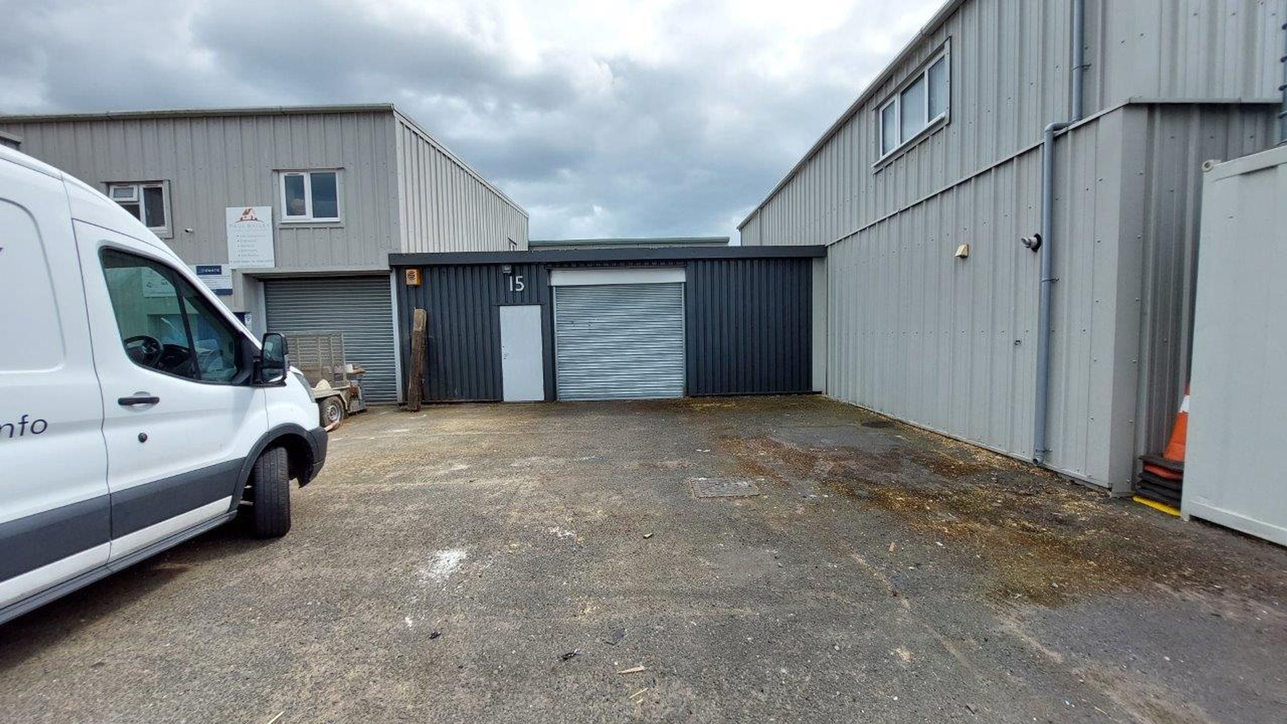 To Let Unit 15 Ilford Trading Estate, Paycocke Road, Basildon, Essex