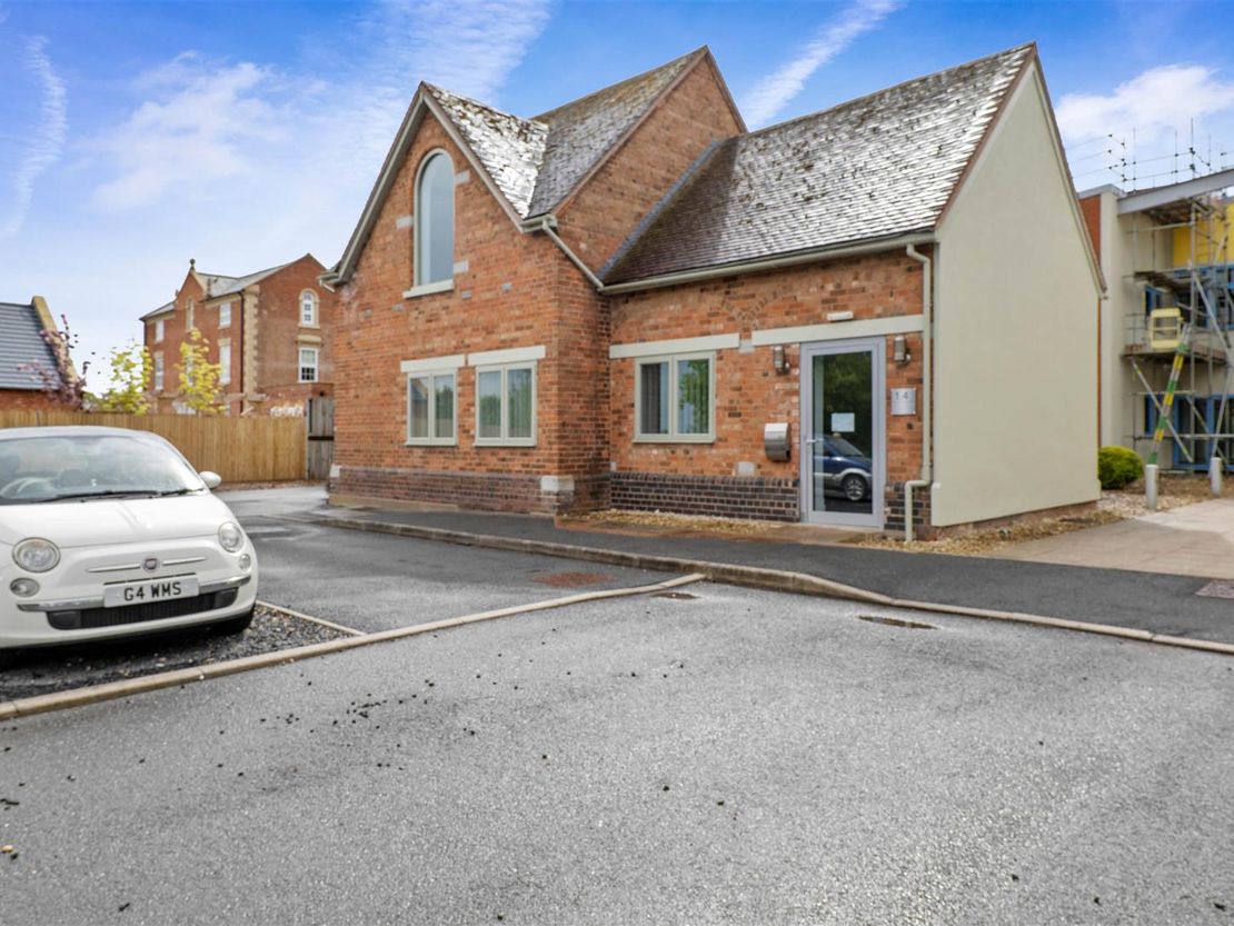 Lauriston Business Park, Evesham WR11 8SN
