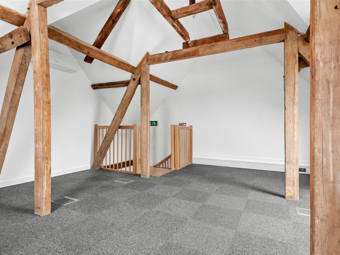 Lauriston Business Park, Evesham WR11 8SN