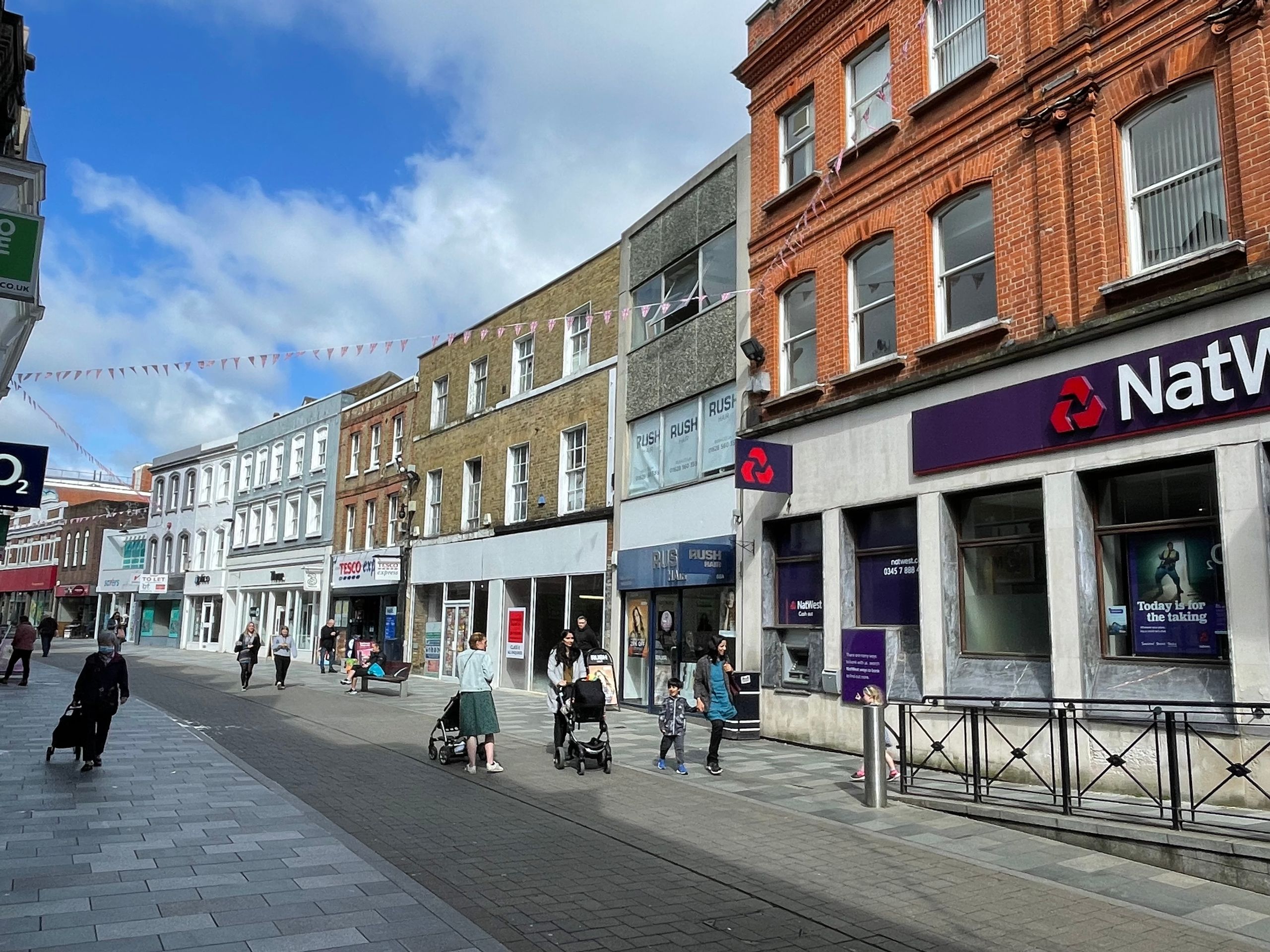 To Let 70 High Street, Maidenhead, Berkshire, SL6 1JX PropList