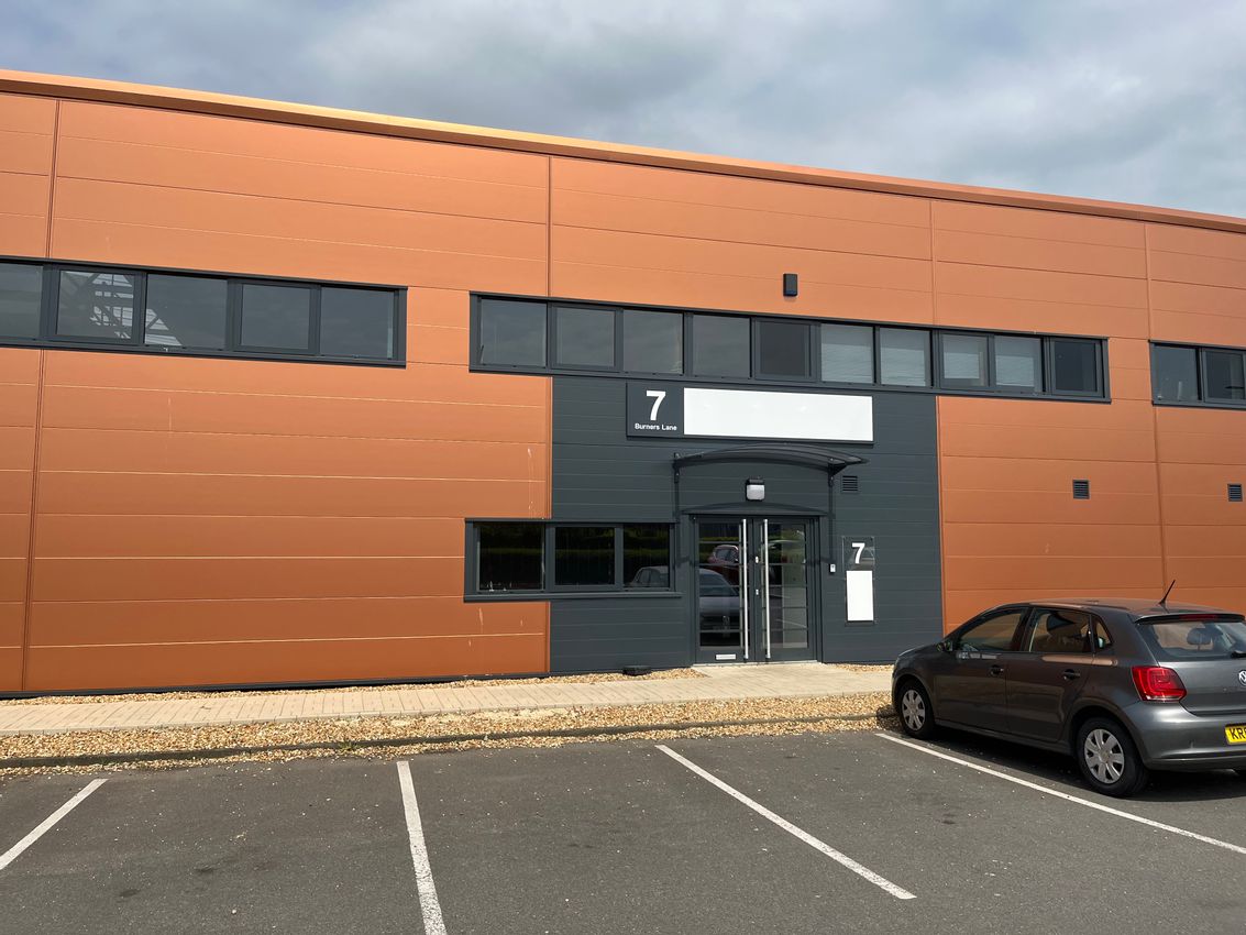 To Let 7 Burners Lane, Kiln Farm, Milton Keynes, Buckinghamshire, MK11