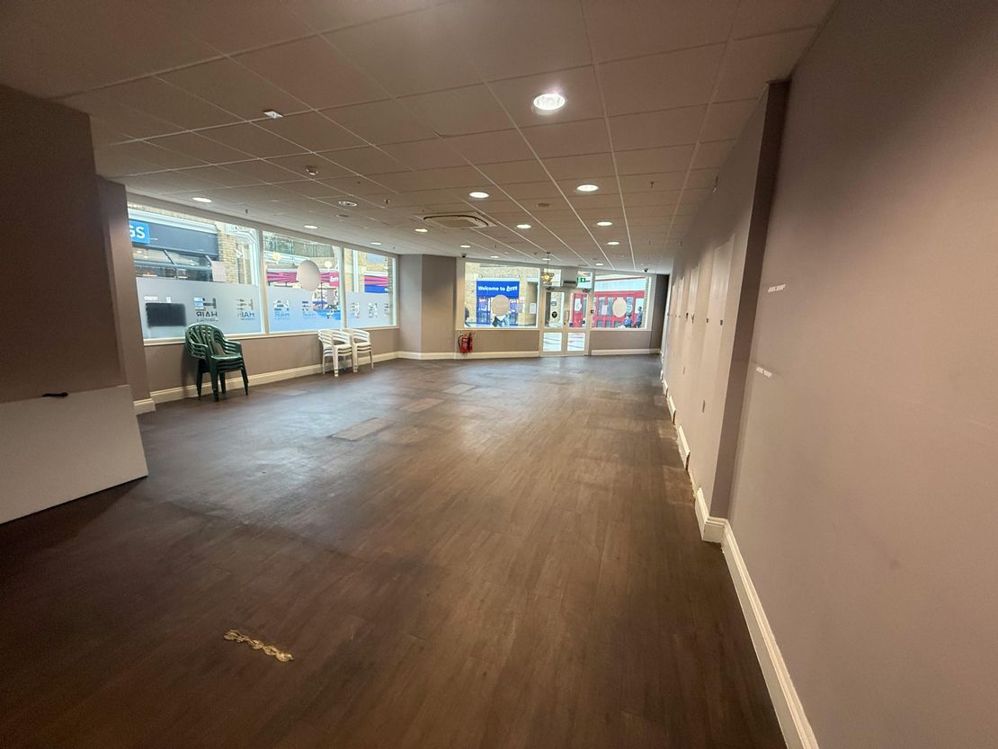 21 Market Place, Burgess Hill, RH15 9NP