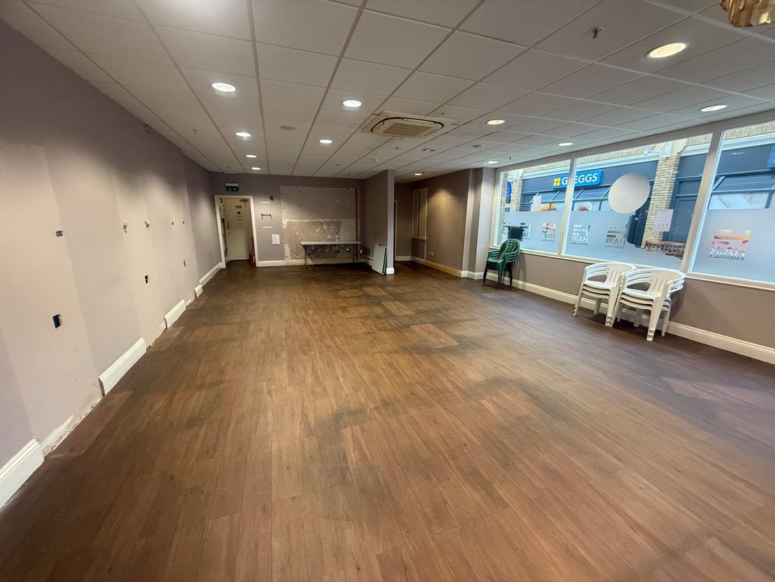 21 Market Place, Burgess Hill, RH15 9NP