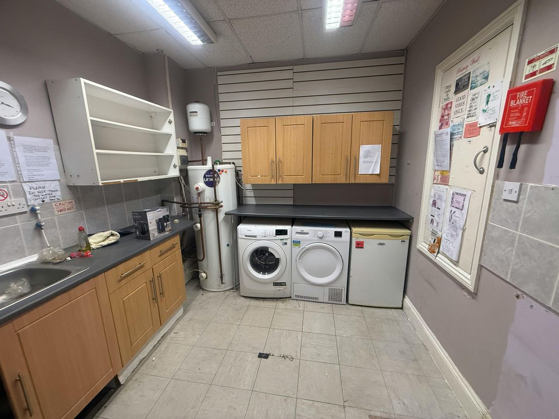 21 Market Place, Burgess Hill, RH15 9NP