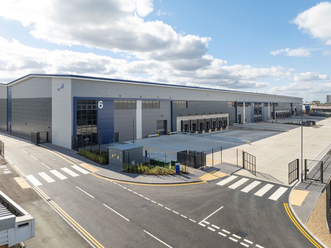 Bridge Point Enterprise East, Selinas Lane, Chadwell Heath, Dagenham, Essex, RM8 1QH