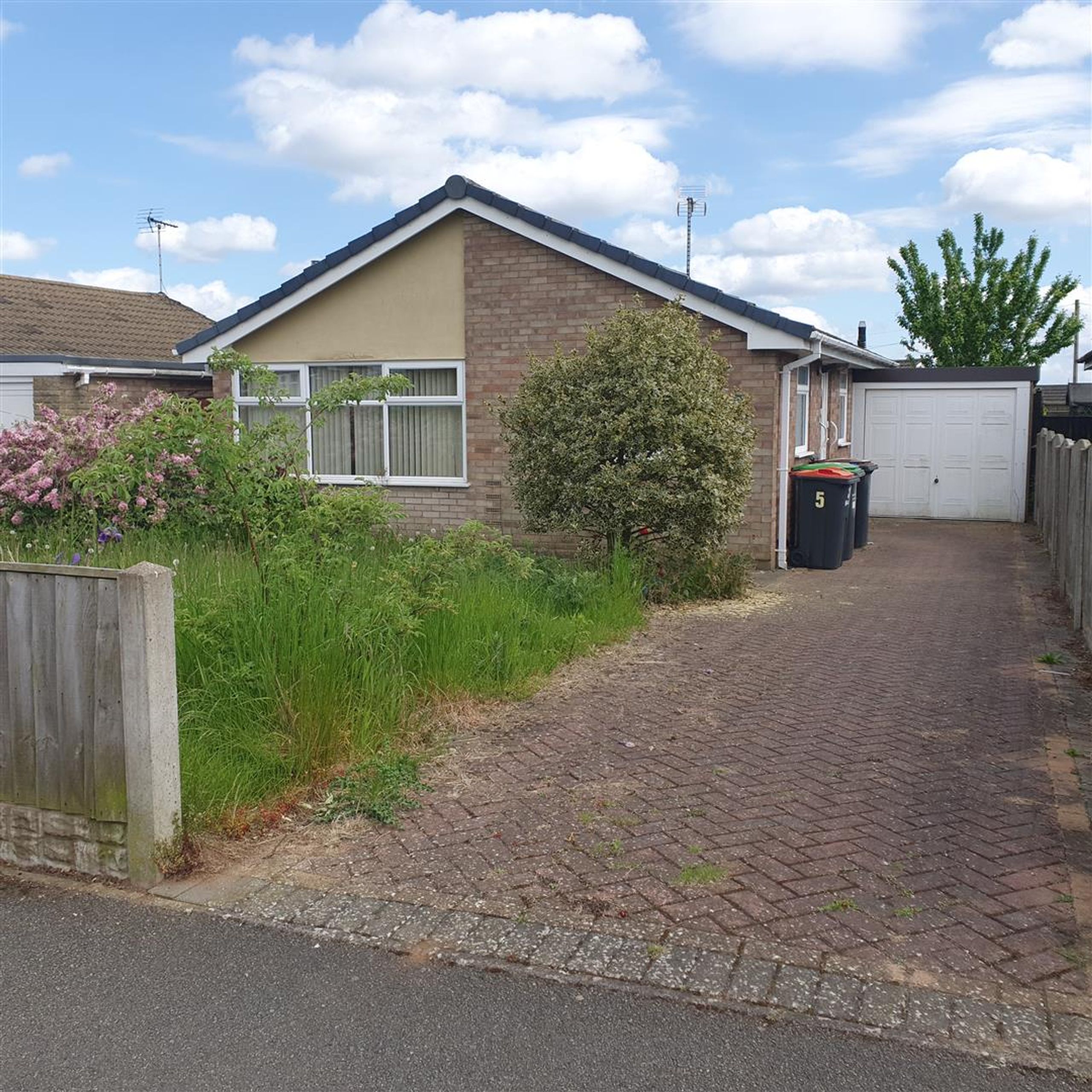 For Sale Chatsworth Close, SuttonInAshfield PropList