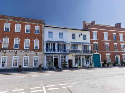 Property Image for High Street, Pershore