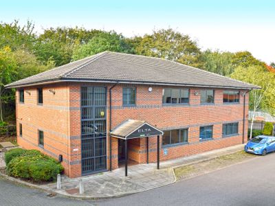 Property Image for 27 Roman Way, Coleshill, West Midlands, B46 1HQ