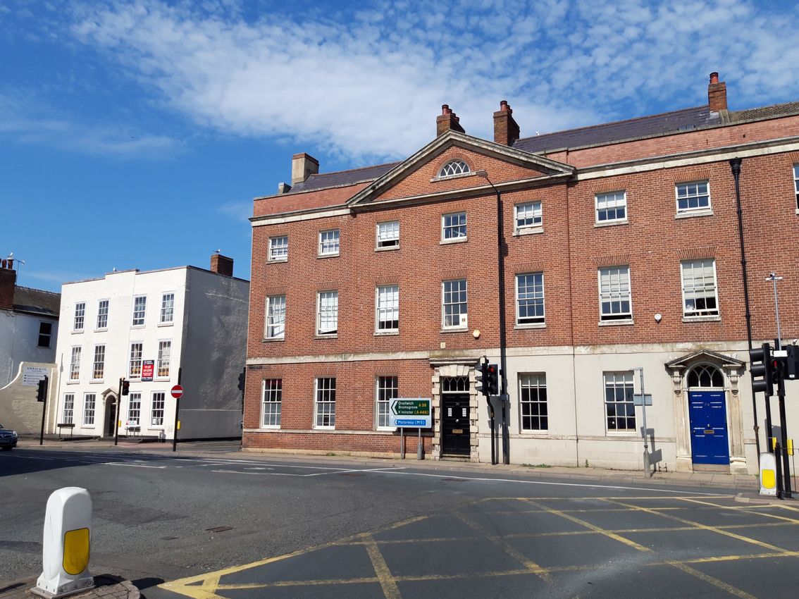 30 Foregate Street, Worcester, Worcs, WR1 1DS