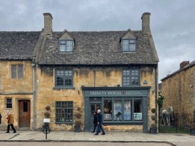 Property Image for 35 High Street, Worcestershire, Worcestershire, WR12 7DP
