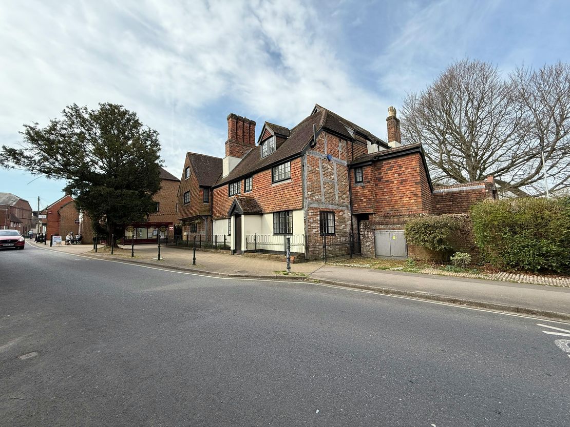 Southbrook House, Brook Street, Bishops Waltham, SO32 1AX