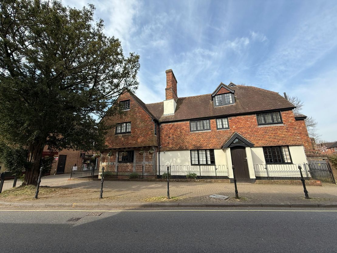 Southbrook House, Brook Street, Bishops Waltham, SO32 1AX