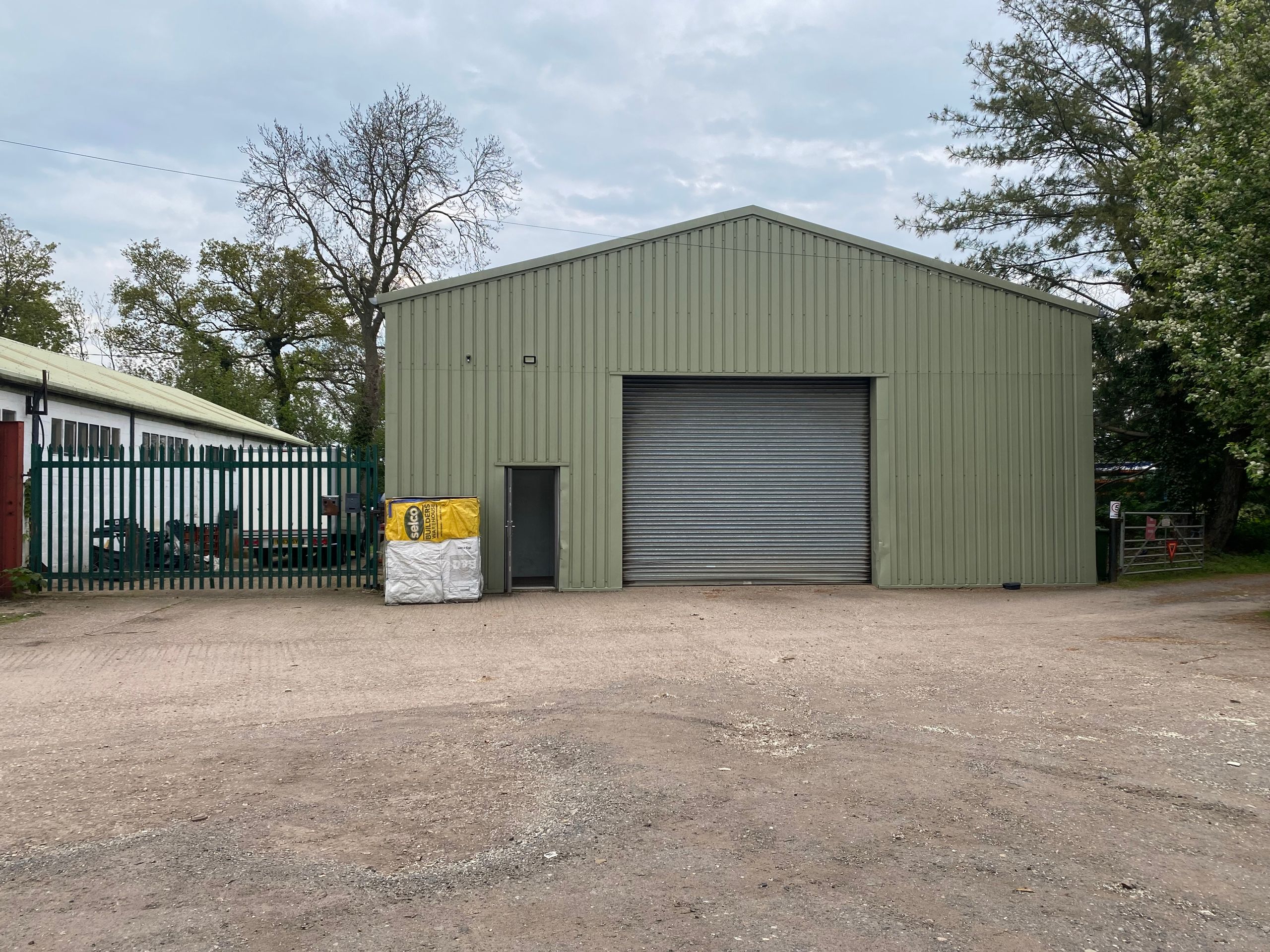 To Let Unit 5, Laughing Dog, London Road, Dunchurch, Rugby