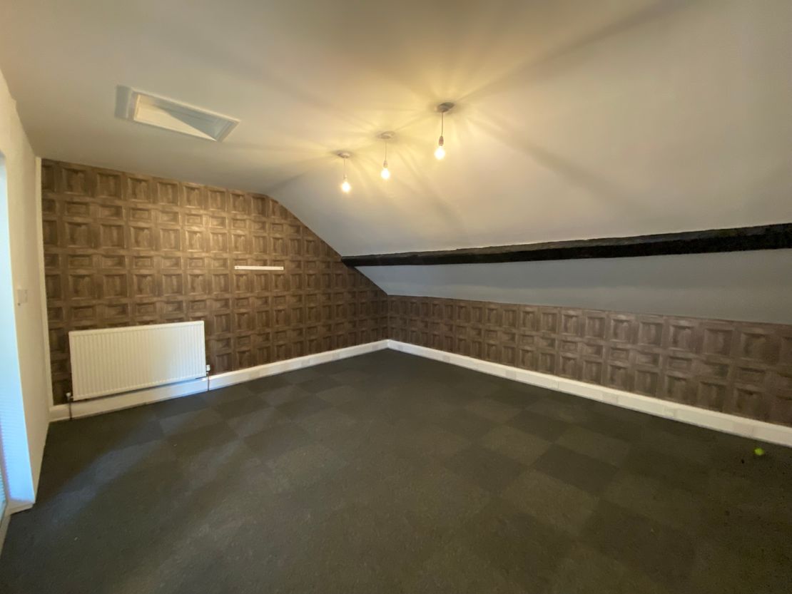 Dragon Hall House, Whitchurch Road, Tattenhall, Cheshire, CH3 9DU