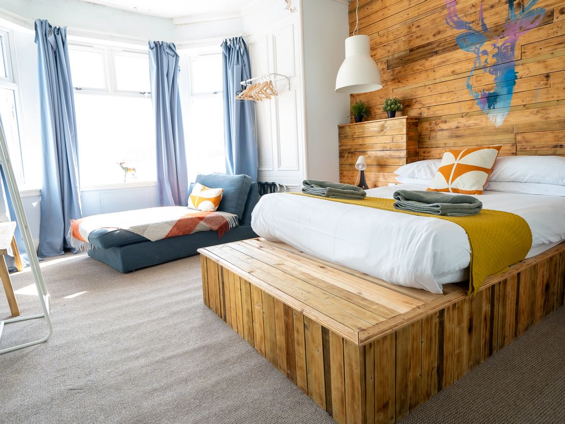 Exclusive Use / Self-Catering Accommodation, 54, Victoria Parade, Dunoon, PA23 7HU