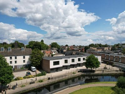 Property Image for Unit 15, Riverside Walk, Thetford, IP24 2BB