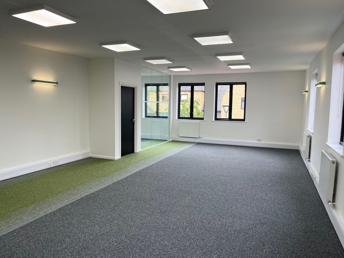 Warren Park, 9 Warren Yard, Stratford Road, Wolverton Mill, Milton Keynes, Buckinghamshire, MK12 5NW