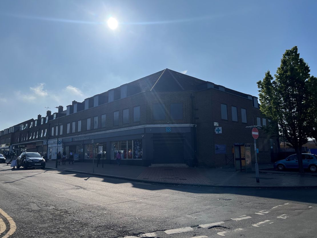 First Floor, 73-75 Bracebridge Drive, Nottingham, Nottinghamshire, NG8 4PH