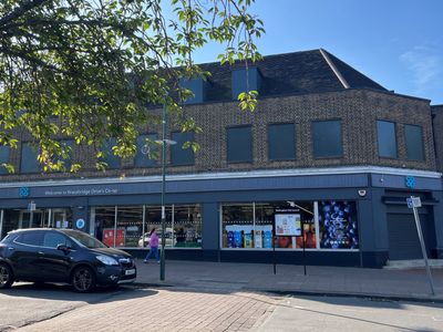 Property Image for First Floor, 73-75 Bracebridge Drive, Nottingham, Nottinghamshire, NG8 4PH