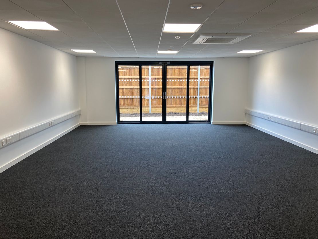 Unit 6 The Grange, Romsey Road, Stonymarsh, Hampshire, SO51 0AE