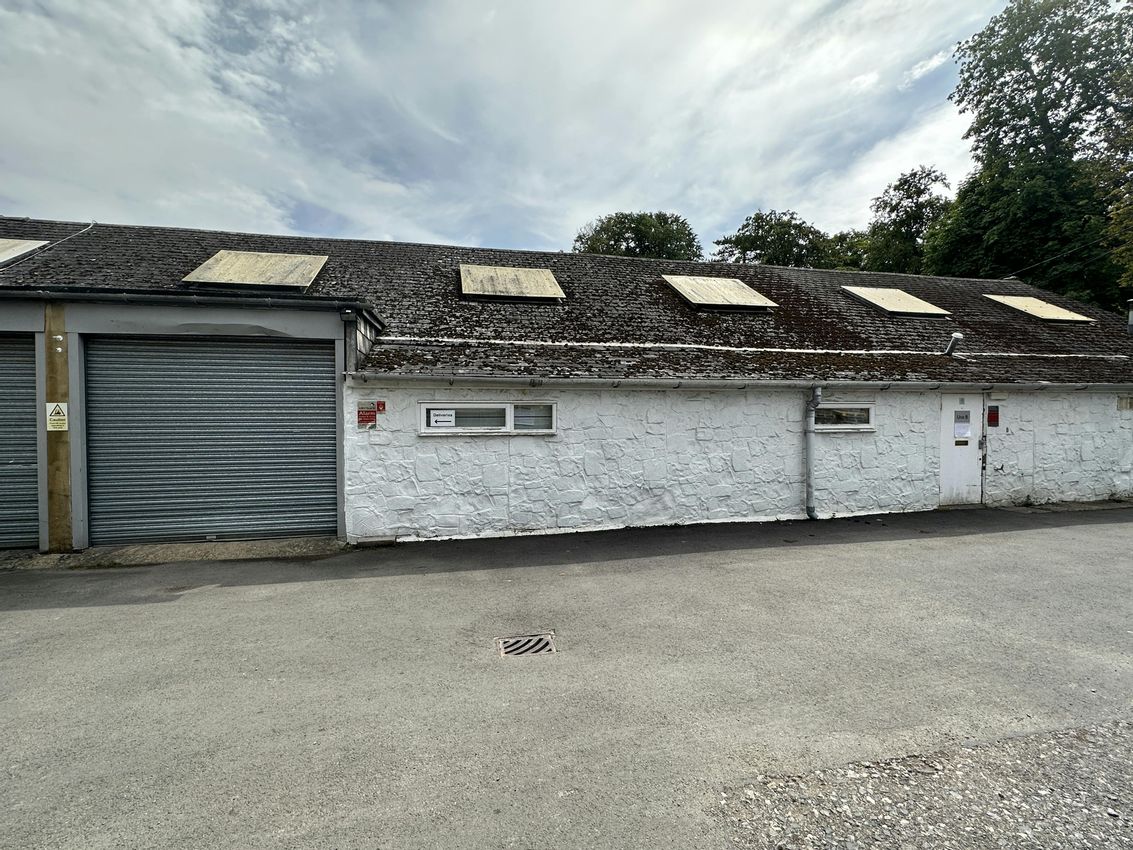 To Let Unit B The Factory, Crondall Lane, Dippenhall, Farnham, GU10 5DW PropList