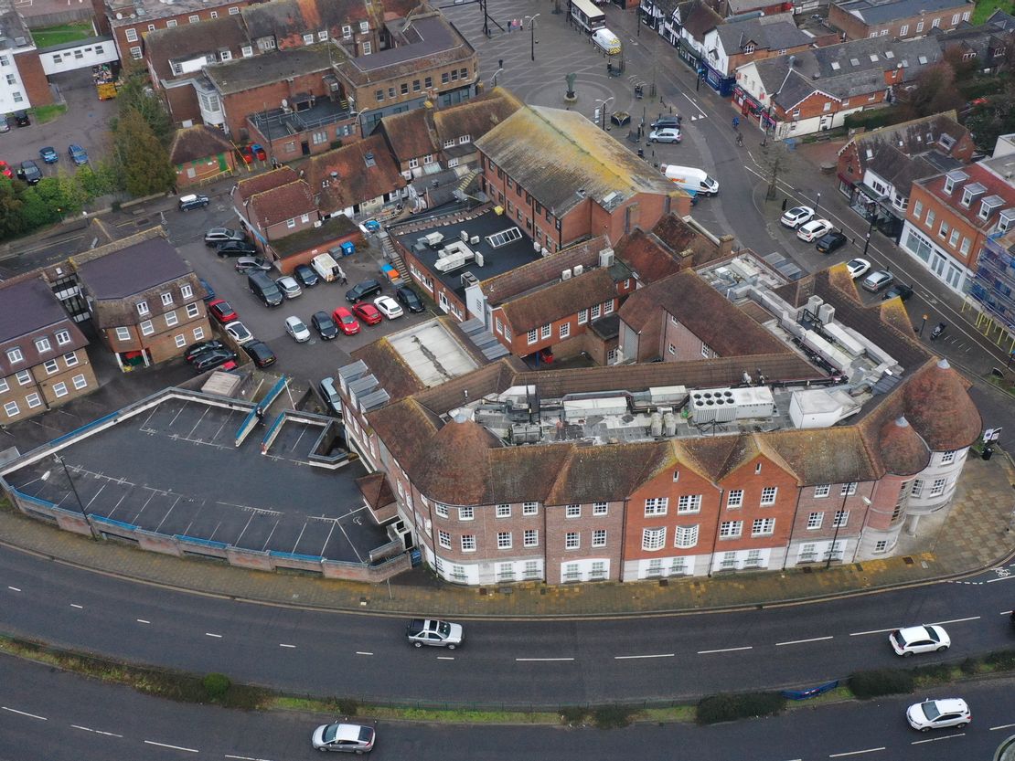 Gainsborough House, 26-32 High Street, Crawley, West Sussex, RH10 1BW