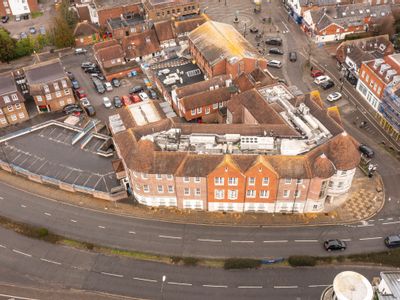 Property Image for Gainsborough House, 26-32 High Street, Crawley, West Sussex, RH10 1BW