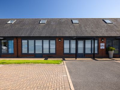 Property Image for 2B The Courtyard, Vinnetrow Business Centre, Vinnetrow Road, Runcton, Chichester, West Sussex, PO20 1QH