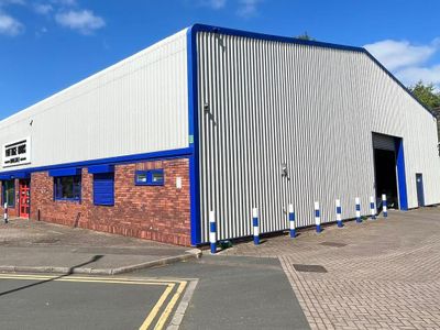 Property Image for Unit 8 Thornes Trading Estate, Thornes Lane, Wakefield, West Yorkshire, WF1 5QN