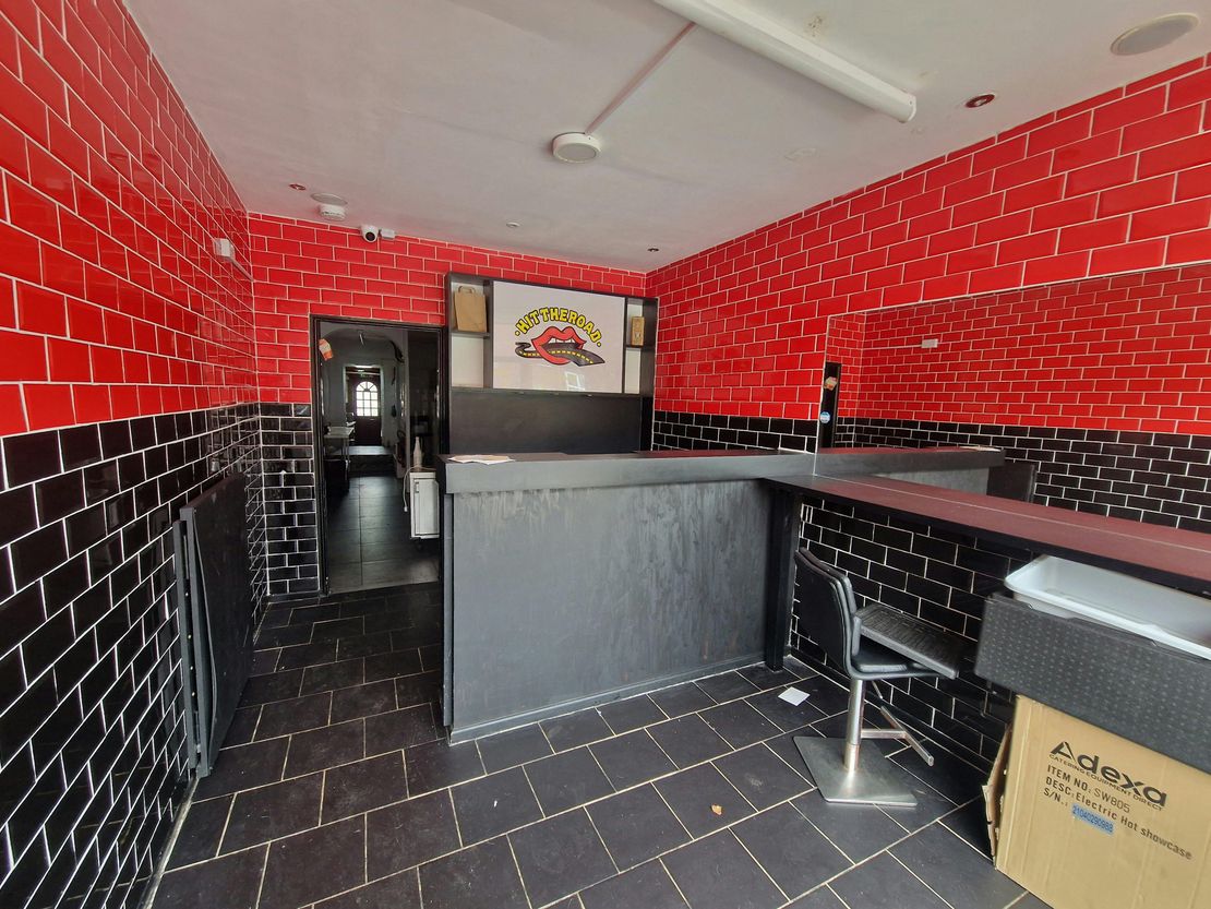 182 Kingston Road, Portsmouth, PO2 7LP