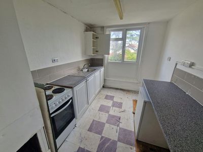 Property Image for 182 Kingston Road, Portsmouth, PO2 7LP