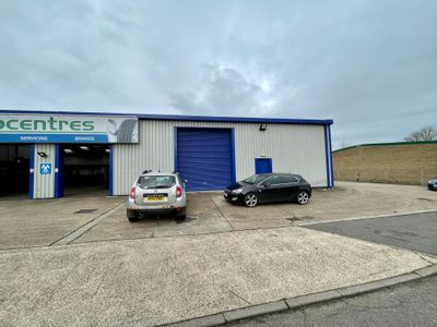 Property Image for 88a Newmarket Road, Bury St Edmunds, Suffolk, IP33 3TF