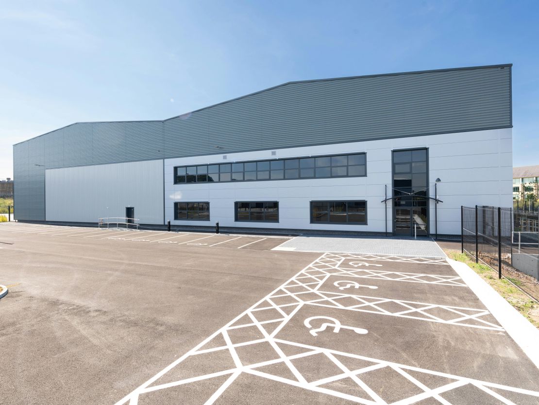 Unit C Leftfield Park, Gain Lane, Bradford, BD3 7DX