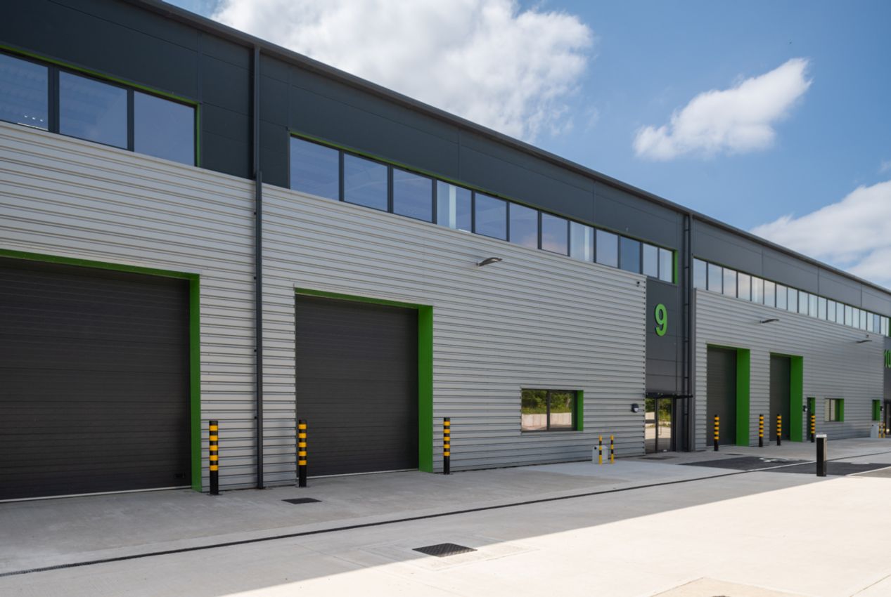 For Sale Magna Road, South Wigston, Wigston, Oadby and Wigston, Leicestershire, England, LE18