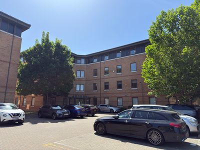 Property Image for 12 Ashford House, Beaufort Court, Sir Thomas Longley Road, Medway City Estate, Rochester, Kent, ME2 4FA