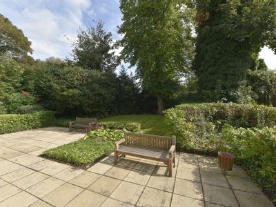 Property Image for 24a Calthorpe Road, Edgbaston, Birmingham, West Midlands, B15 1RP
