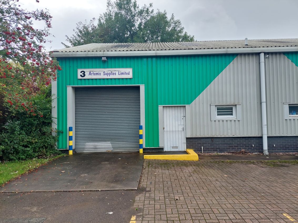 To Let Unit 3, Hale Trading Estate, Lower Church Lane, Tipton, West