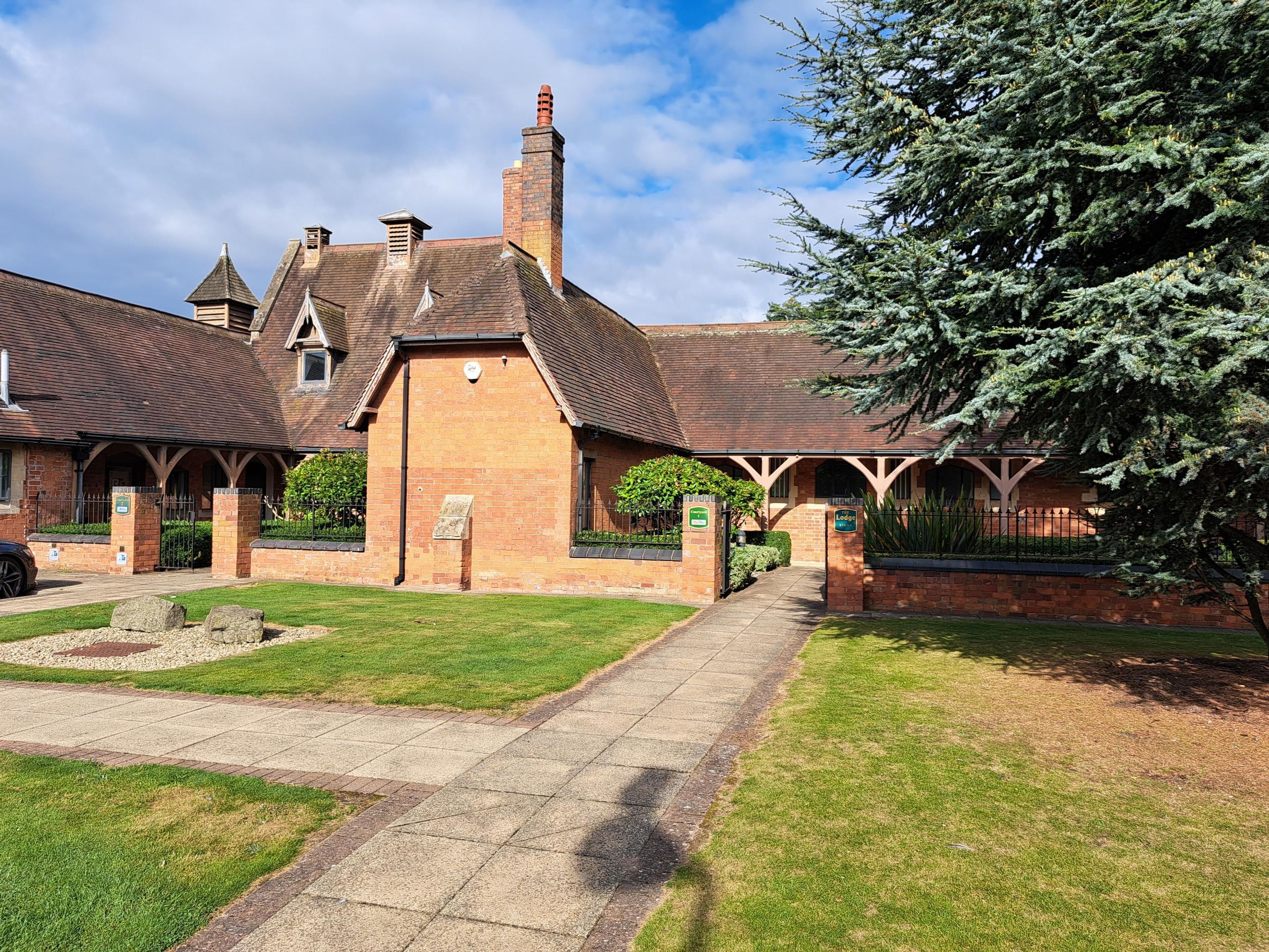 To Let 1 The Courtyard, Coleshill Manor Office Campus, South Drive