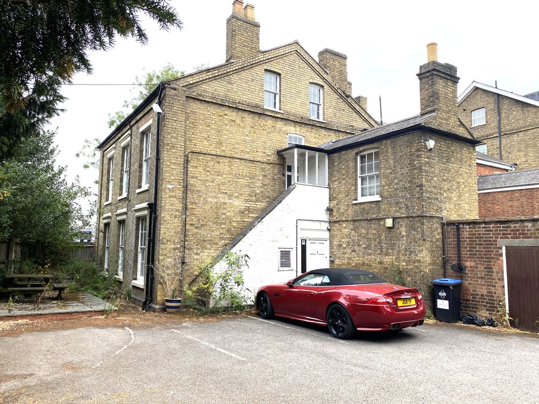 Bilton Road, Rugby, Warwickshire, CV22 7NZ