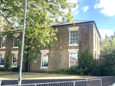 Property Image for Bilton Road, Rugby, Warwickshire, CV22 7NZ