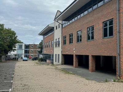 Property Image for Consort House, Prince's Road, Weybridge, KT13 9BQ
