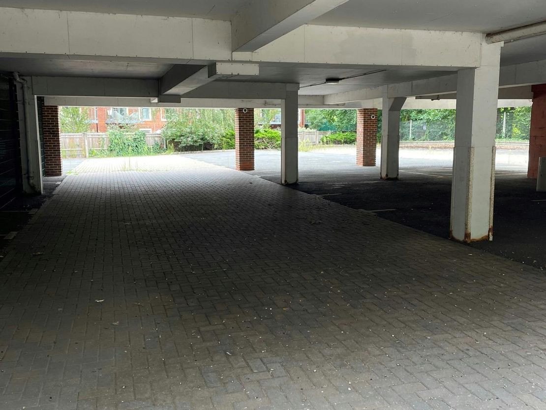 Consort House, Prince's Road, Weybridge, KT13 9BQ