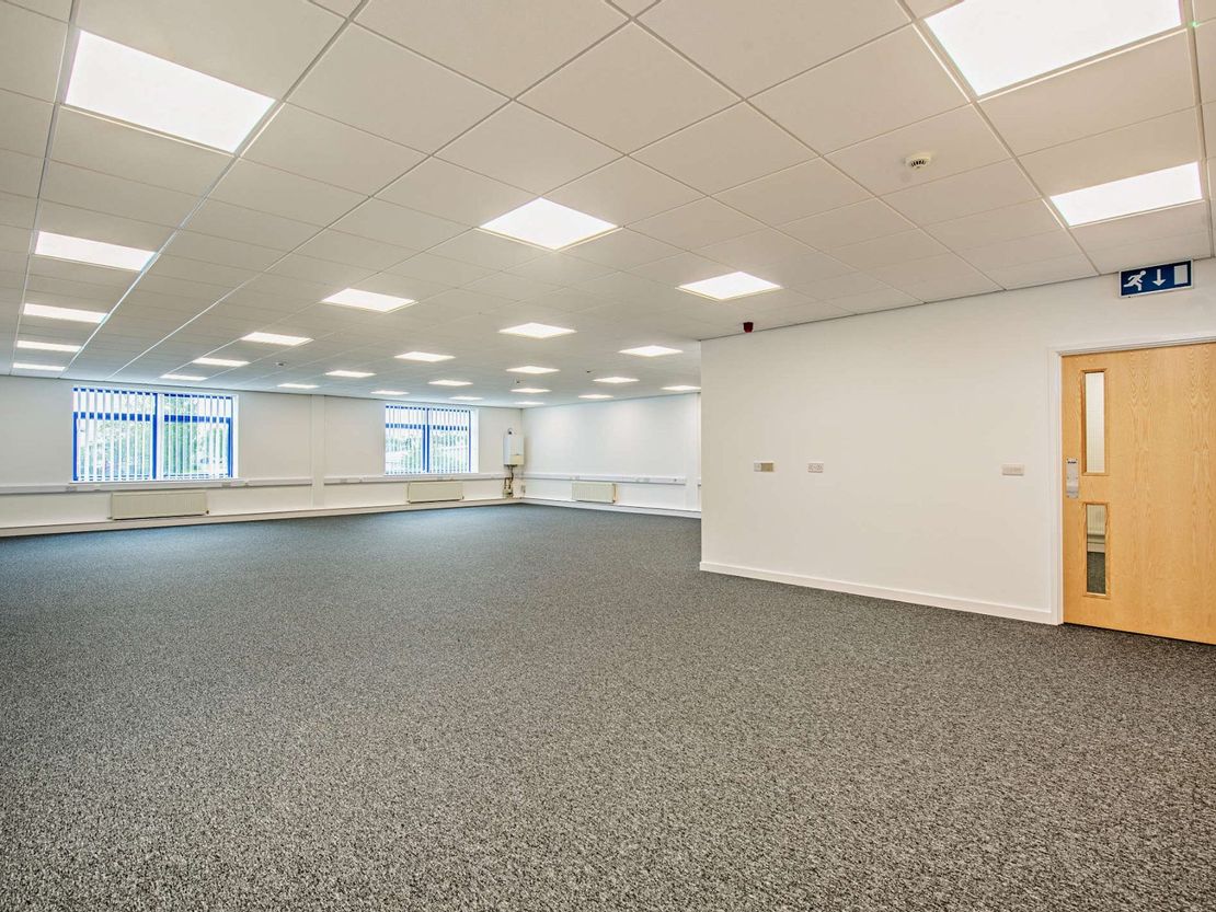 Office 5 Venture Point, M53, Stanney Mill Road, Ellesmere Port, Cheshire, CH2 4NE