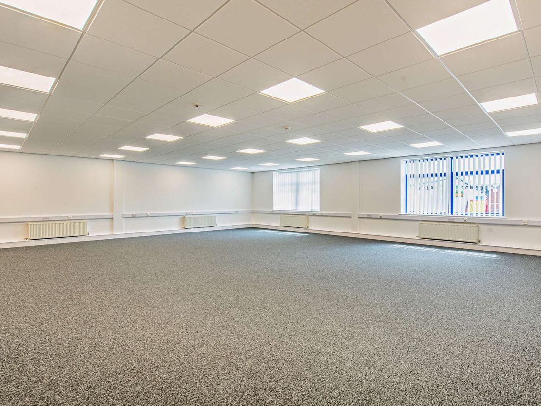 Office 5 Venture Point, M53, Stanney Mill Road, Ellesmere Port, Cheshire, CH2 4NE