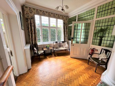Property Image for Stoneleigh House, 2 Rowlands Hill, Wimborne, Dorset, BH21 1AN
