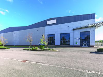 Property Image for 4 Follingsby Avenue, Gateshead, Tyne And Wear, NE10 8YF
