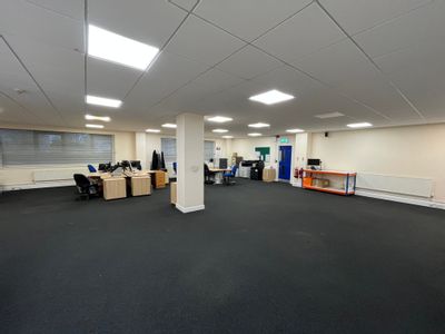 Property Image for 4 Follingsby Avenue, Gateshead, Tyne And Wear, NE10 8YF