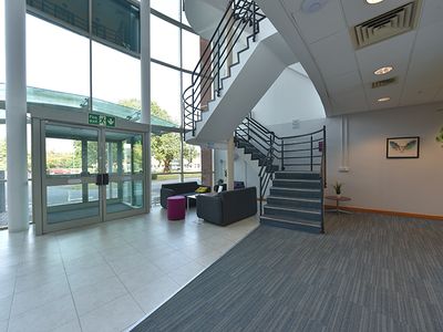Property Image for Oak House, Bridgwater Road, Worcester, Worcestershire, WR4 9FP