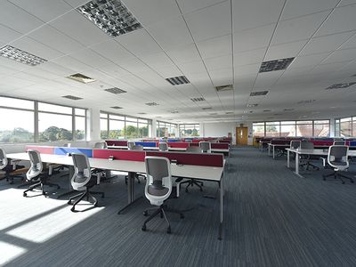 Property Image for Oak House, Bridgwater Road, Worcester, Worcestershire, WR4 9FP